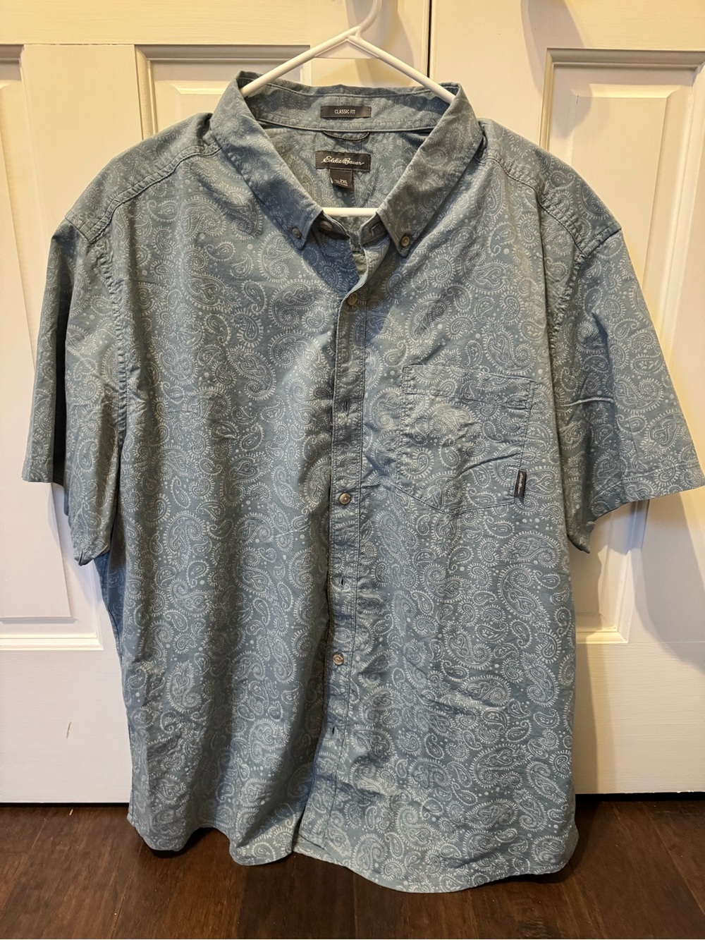 Eddie Bauer Men’s Short-Sleeve Paisley Button-Down Shirt - Light Blue 2XL